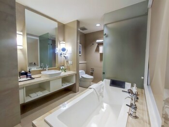 swiss belhotel jambi