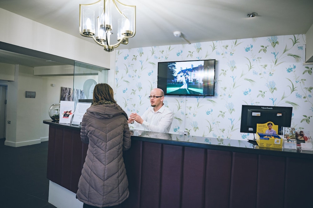 cwrt bleddyn hotel and spa