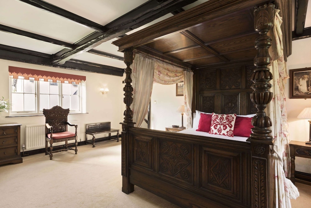 cwrt bleddyn hotel and spa