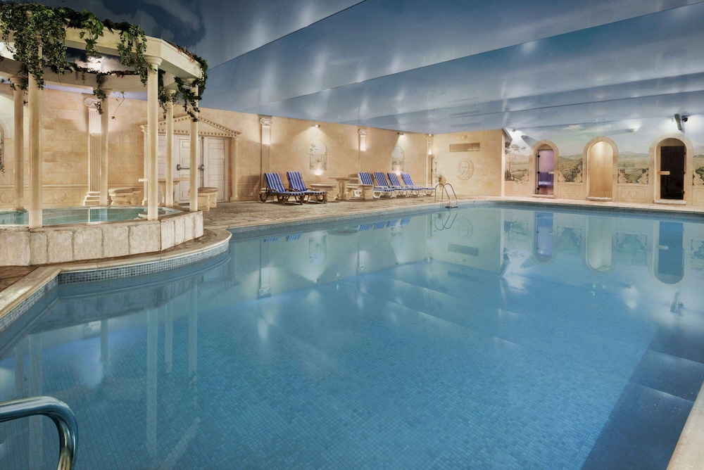 cwrt bleddyn hotel and spa