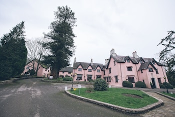 cwrt bleddyn hotel and spa