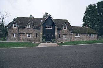 cwrt bleddyn hotel and spa