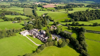 cwrt bleddyn hotel and spa