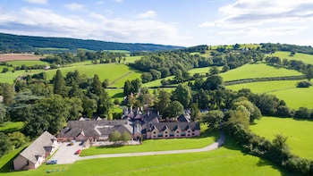 cwrt bleddyn hotel and spa