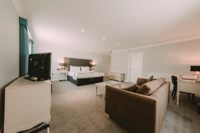 cwrt bleddyn hotel and spa