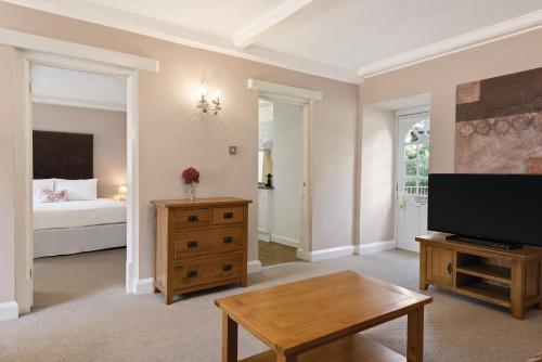 cwrt bleddyn hotel and spa