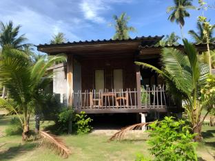 malibu beach bungalows