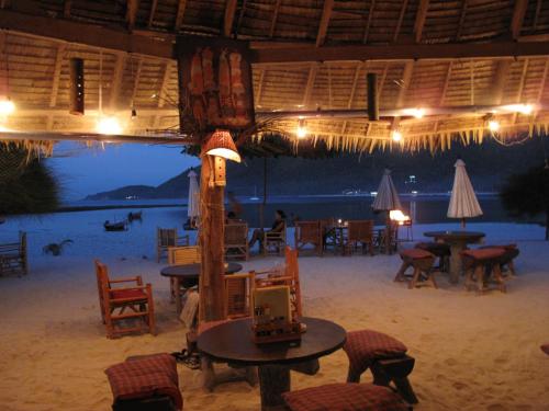 malibu beach bungalows