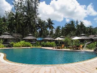malibu beach bungalows