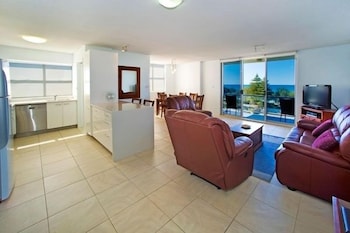 tradewinds apartments
