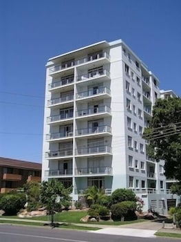 tradewinds apartments