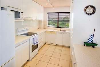 tradewinds apartments