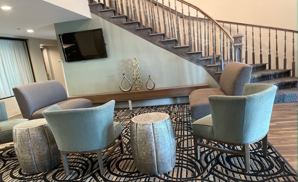 clarion pointe atlanta airport college park