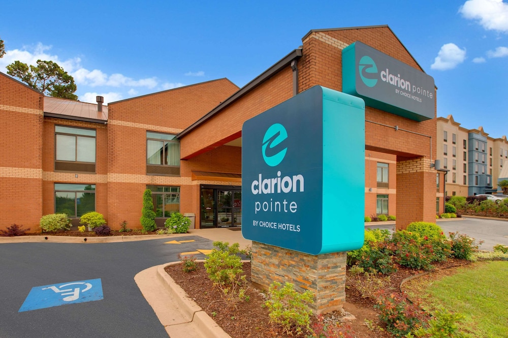 clarion pointe atlanta airport college park