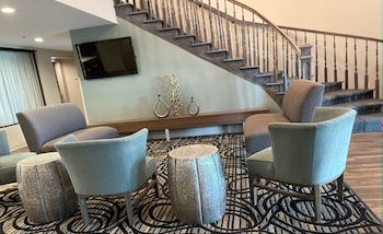 clarion pointe atlanta airport college park