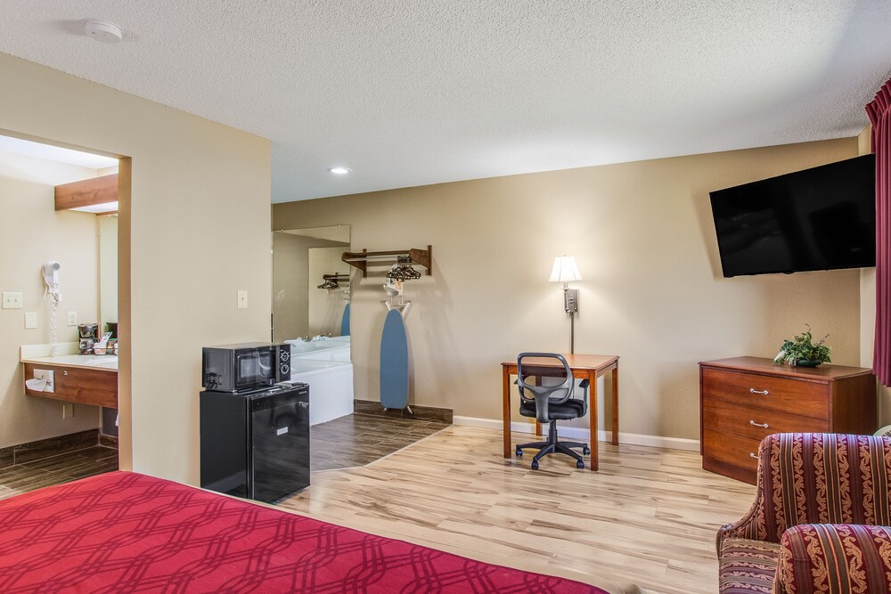 econo lodge shelbyville