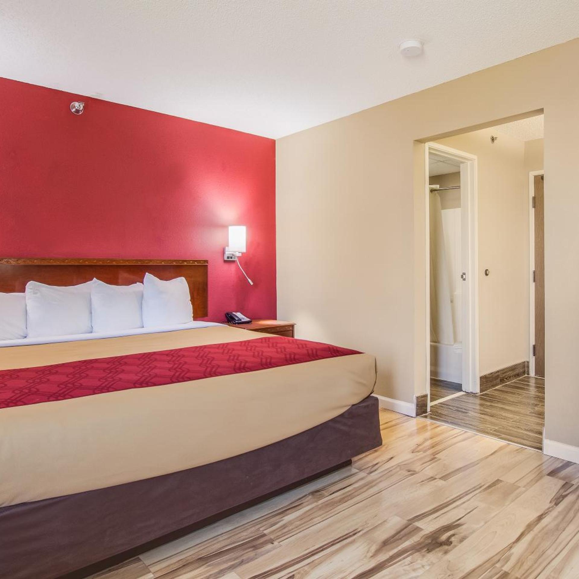 econo lodge shelbyville