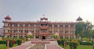 Umaid Palace - Getaway Resort Near Jaipur Close To Bhangarh & Chand Baori Stepwell Abhaneri