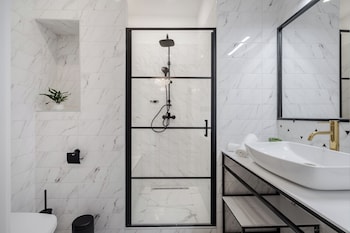 astoria boutique suites by bqa