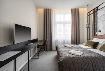 astoria boutique suites by bqa