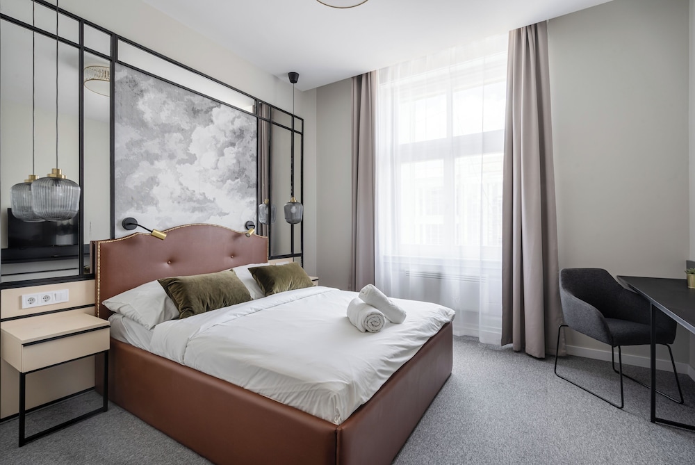 astoria boutique suites by bqa