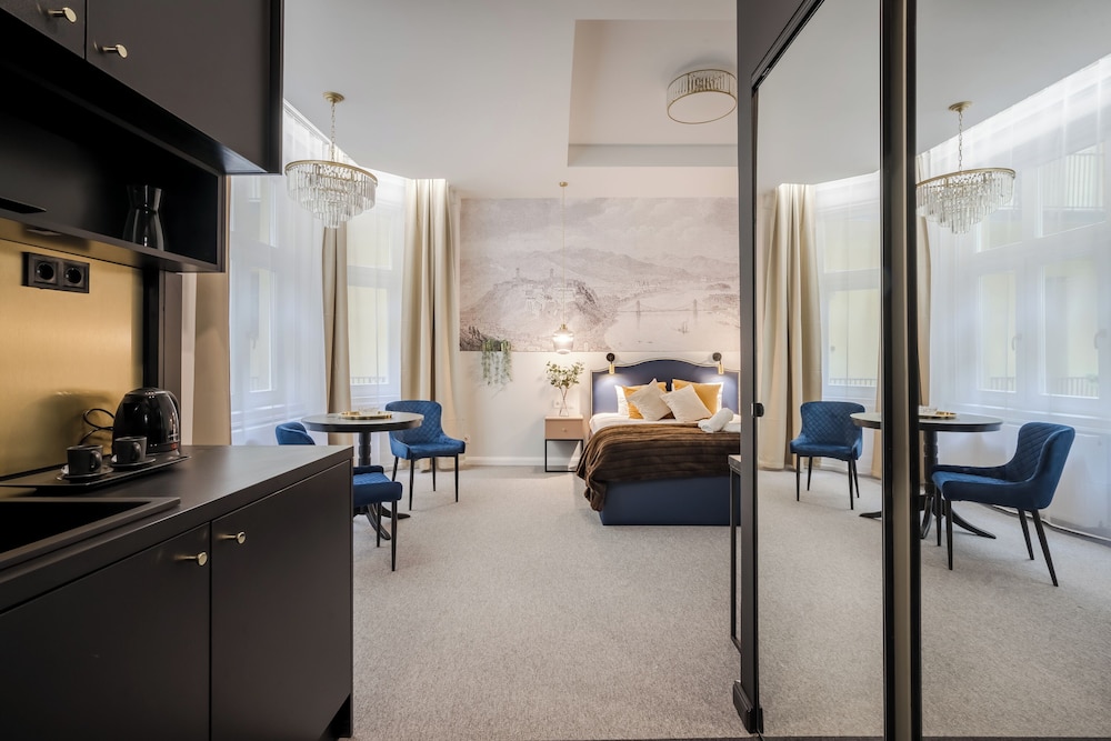 astoria boutique suites by bqa
