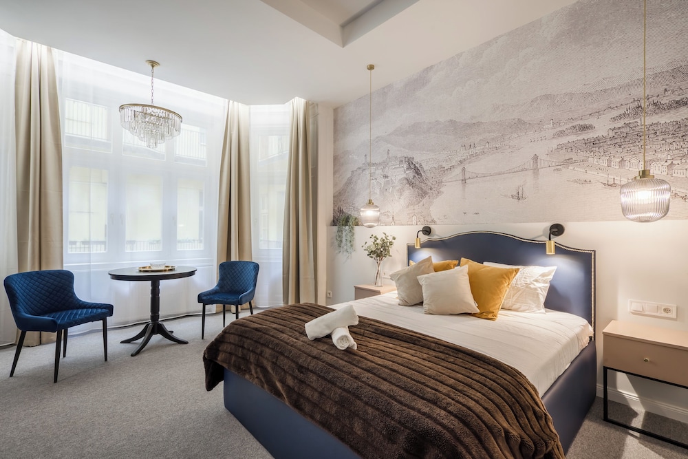 astoria boutique suites by bqa