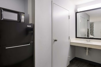 suburban studios hinesville oglethorpe