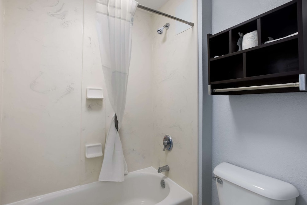suburban studios hinesville oglethorpe