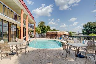 suburban studios hinesville oglethorpe