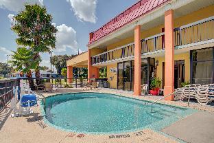 suburban studios hinesville oglethorpe