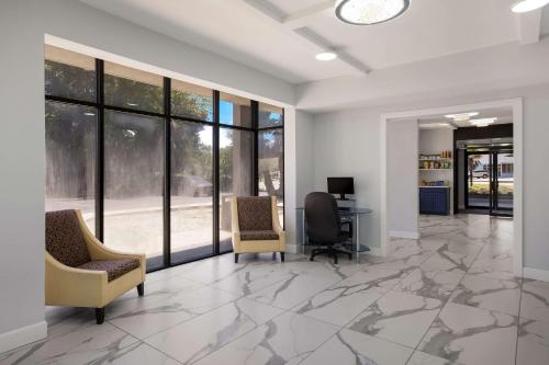 suburban studios hinesville oglethorpe