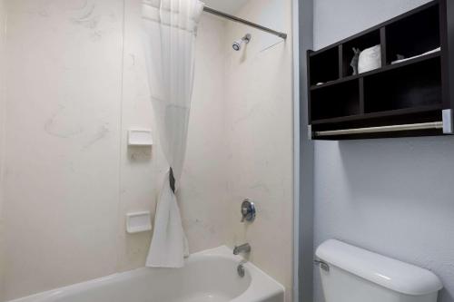 suburban studios hinesville oglethorpe