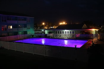 executive keys condominiums on the beach