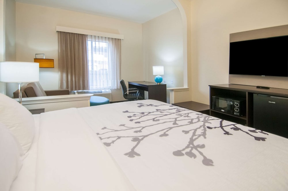 sleep inn and suites