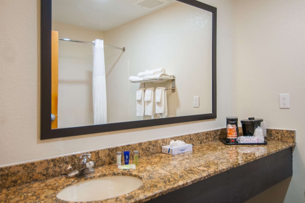 sleep inn and suites