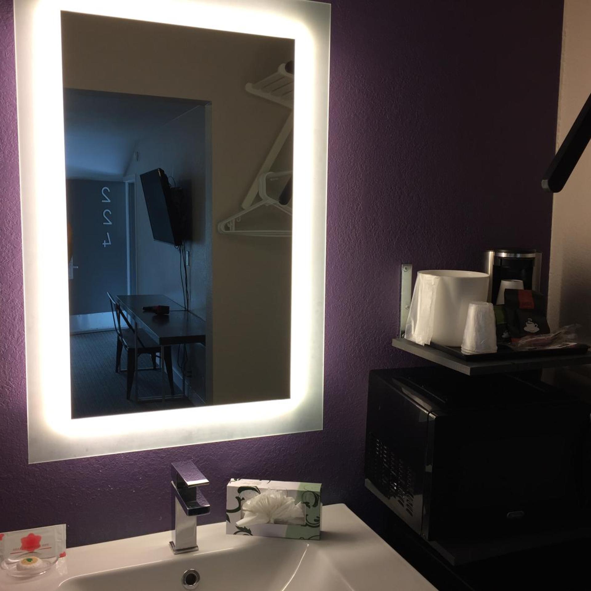 hotel iris san diego