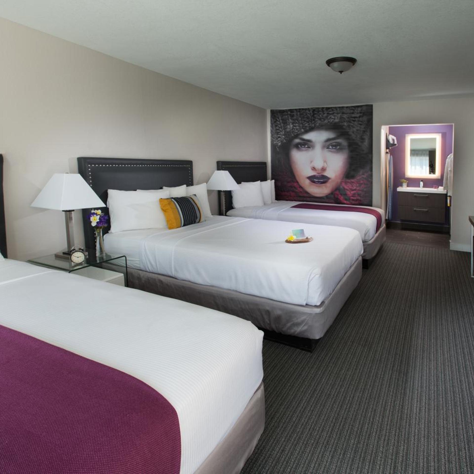 hotel iris san diego