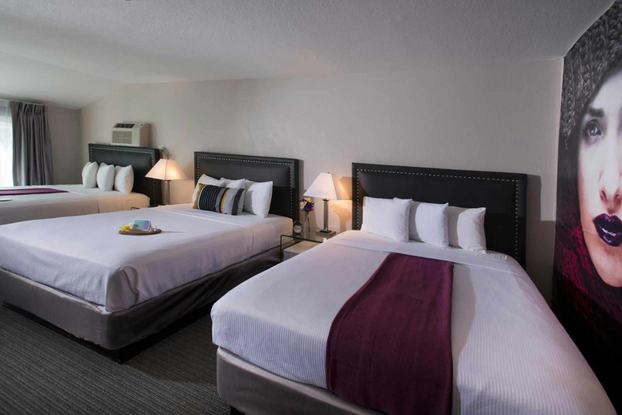 hotel iris san diego