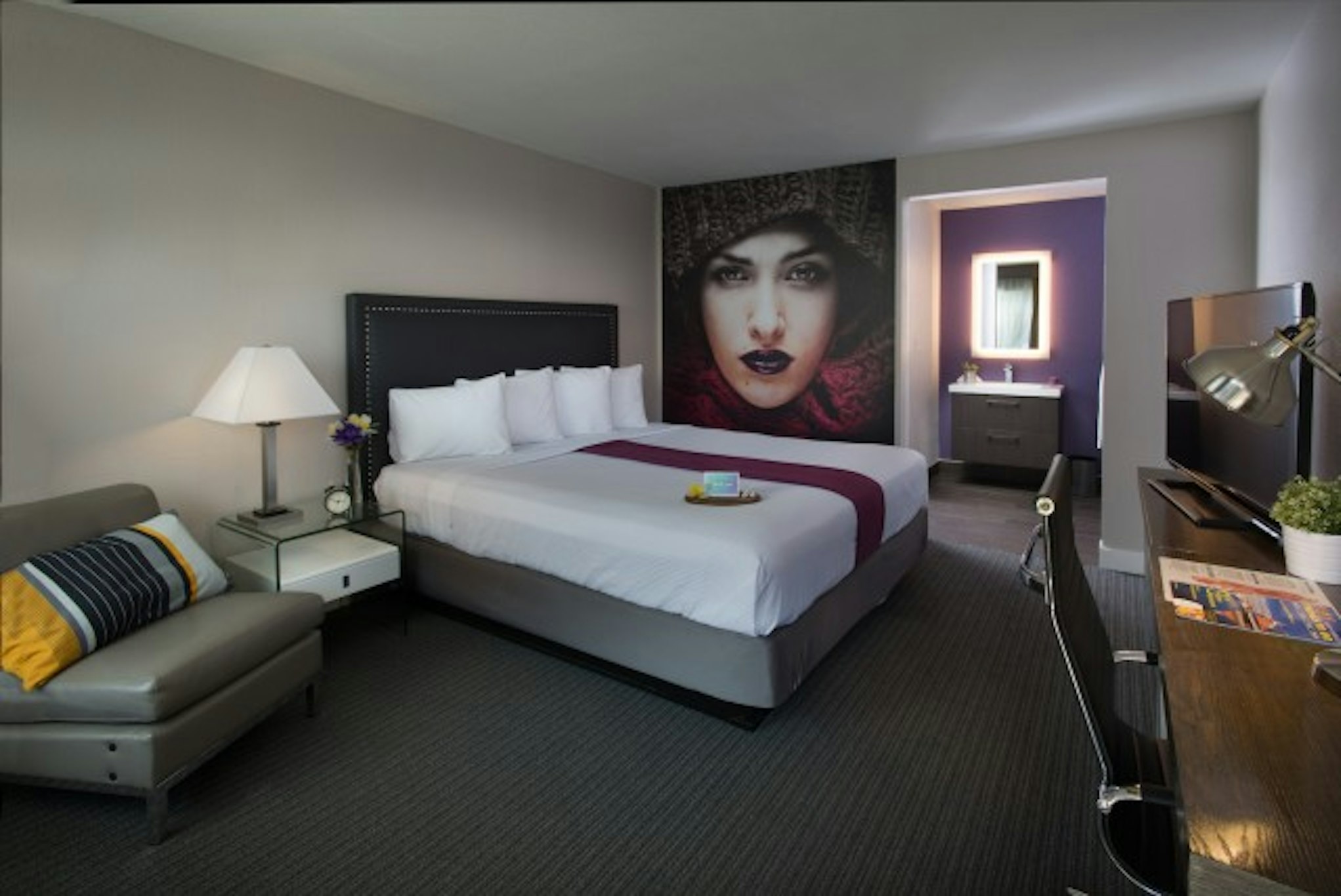hotel iris san diego