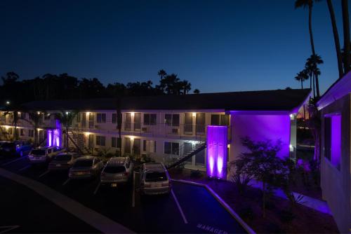 hotel iris san diego