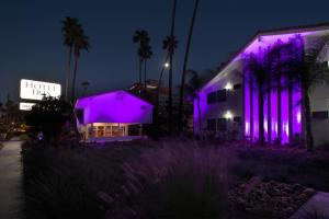 hotel iris san diego