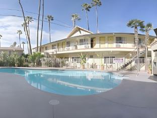 hotel iris san diego