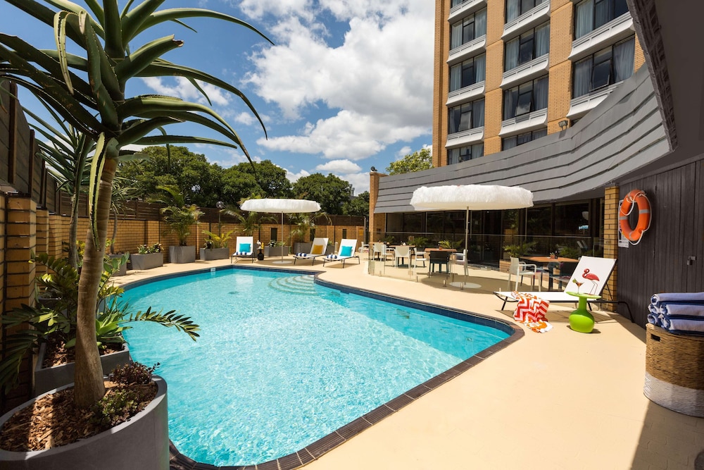 atura albury