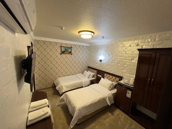 hotel grand marakand