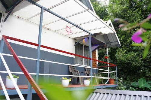 the wayside farm cottage munnar