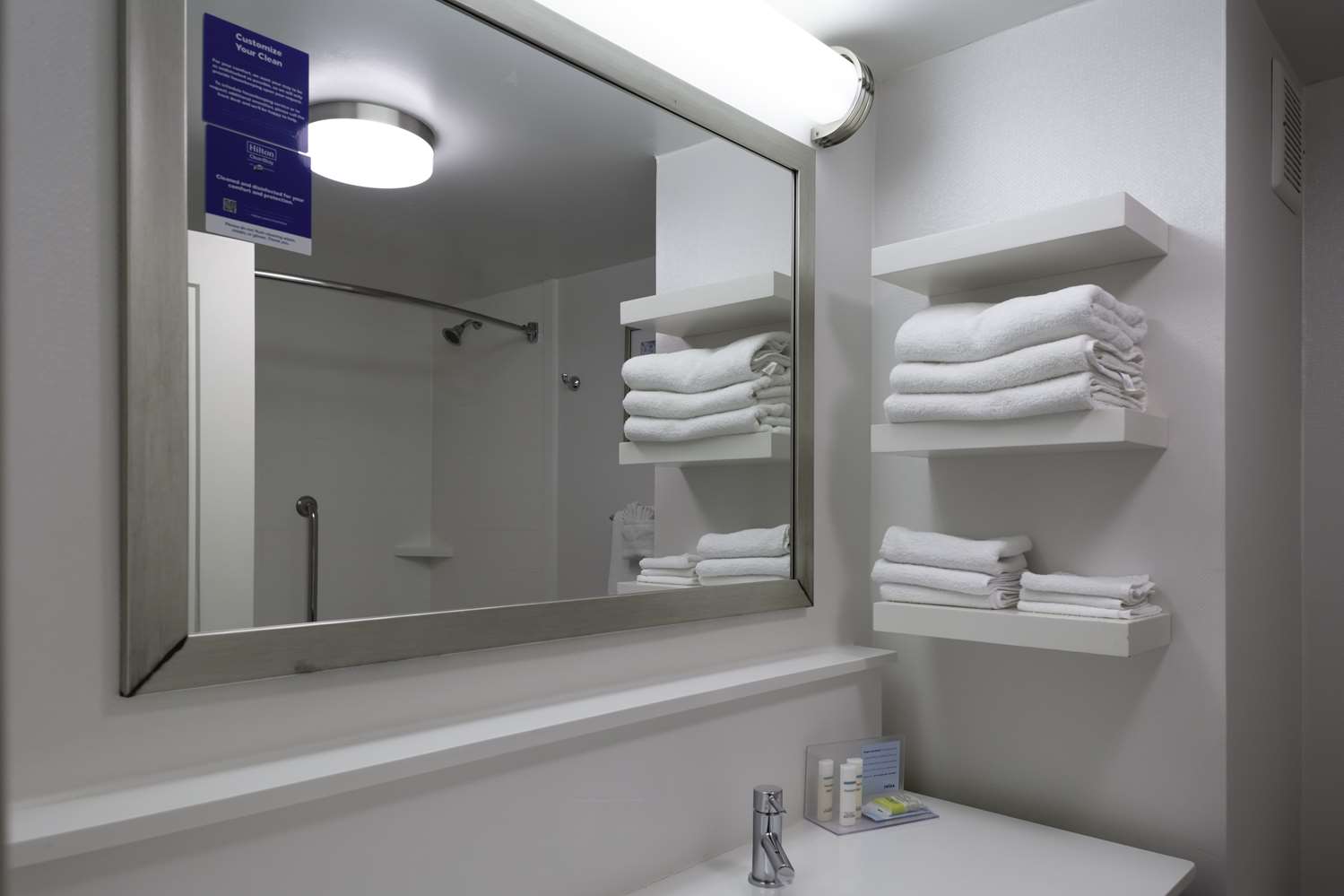 hampton inn conyers