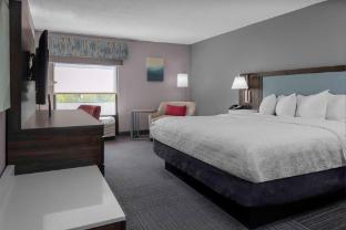 hampton inn conyers