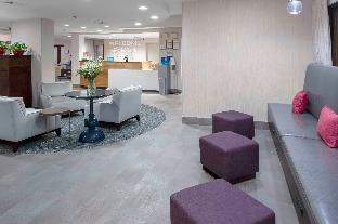 hampton inn conyers