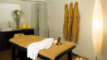 hotel villa paulita